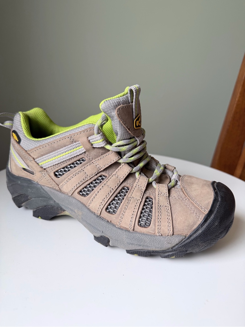 KEEN Voyageur Hiking Shoes Brown Green Leather Mesh Trail Outdoor Sneakers 7.5